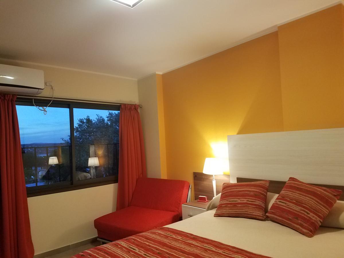 Edificio Niza I Apartment Villa Carlos Paz Bagian luar foto